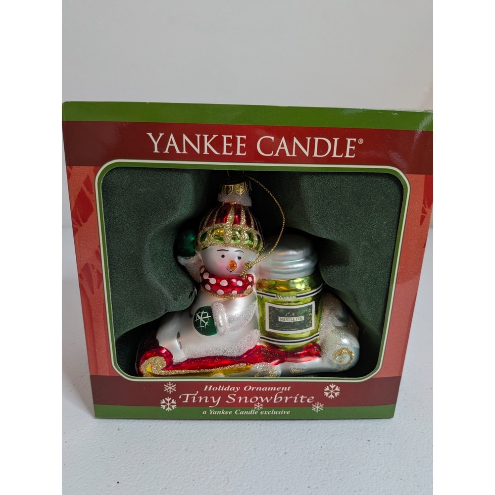 Tiny Snowbrite Yankee Candle Glass Keepsake Christmas Ornament Mistletoe